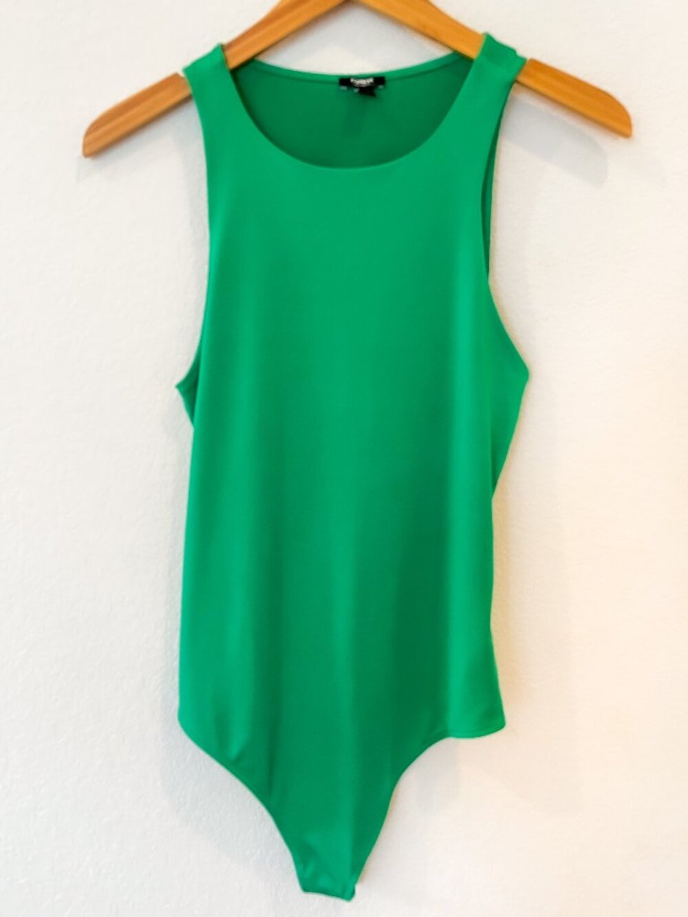 Express Body Contour Scoop Neck Bodysuit Green Size M